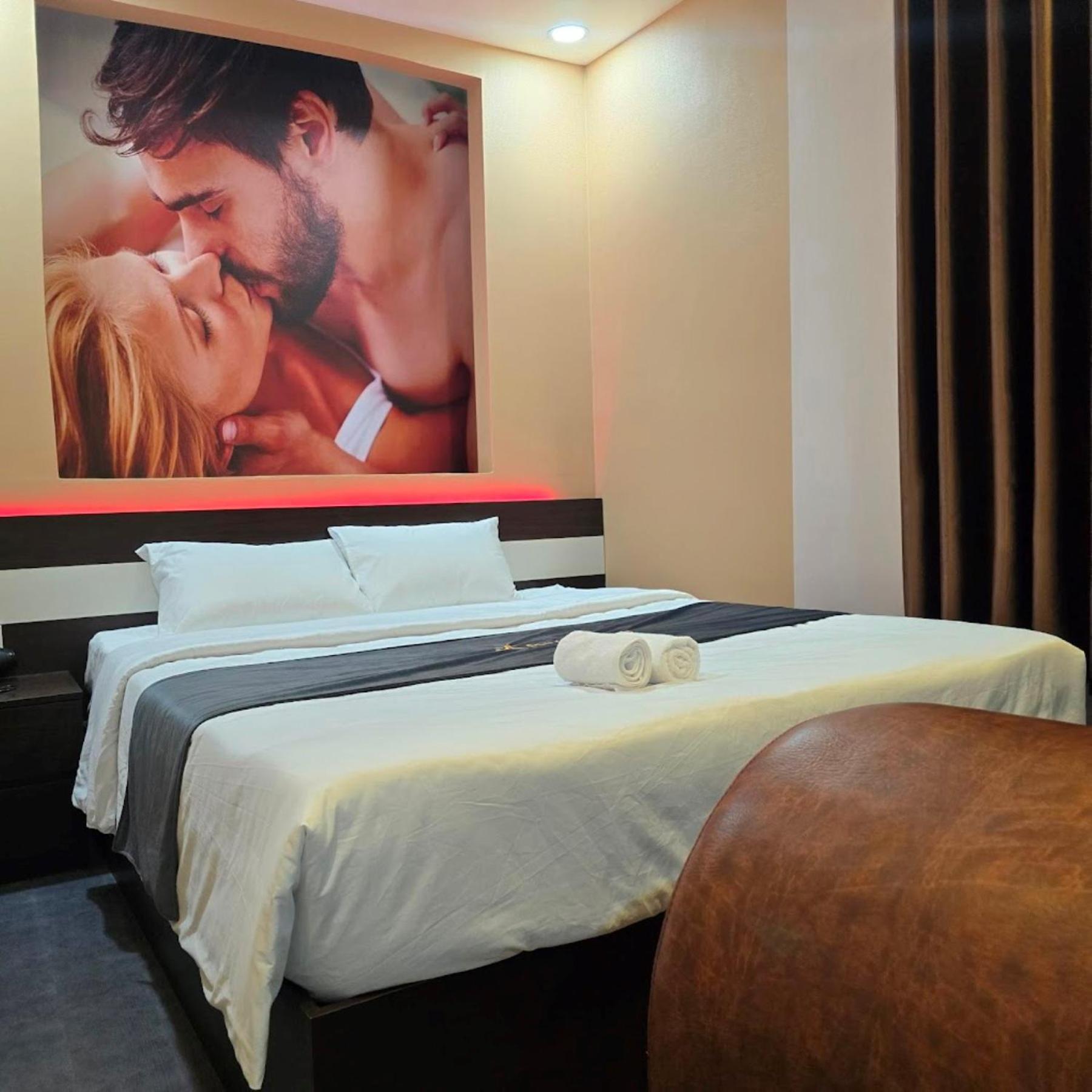 Phuong Anh Hotel Dĩ An Extérieur photo