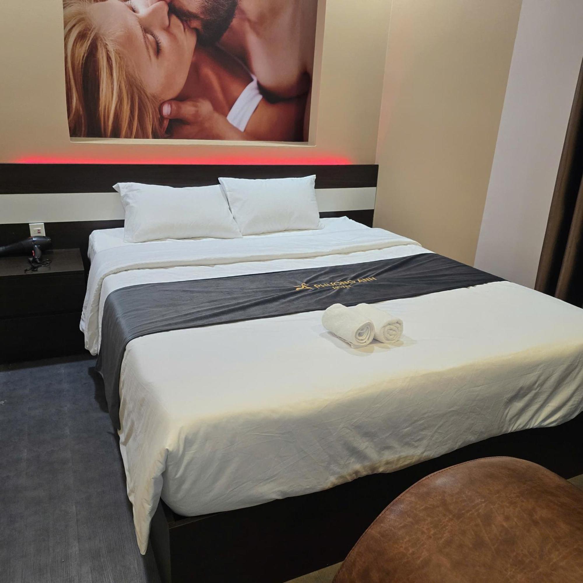 Phuong Anh Hotel Dĩ An Extérieur photo